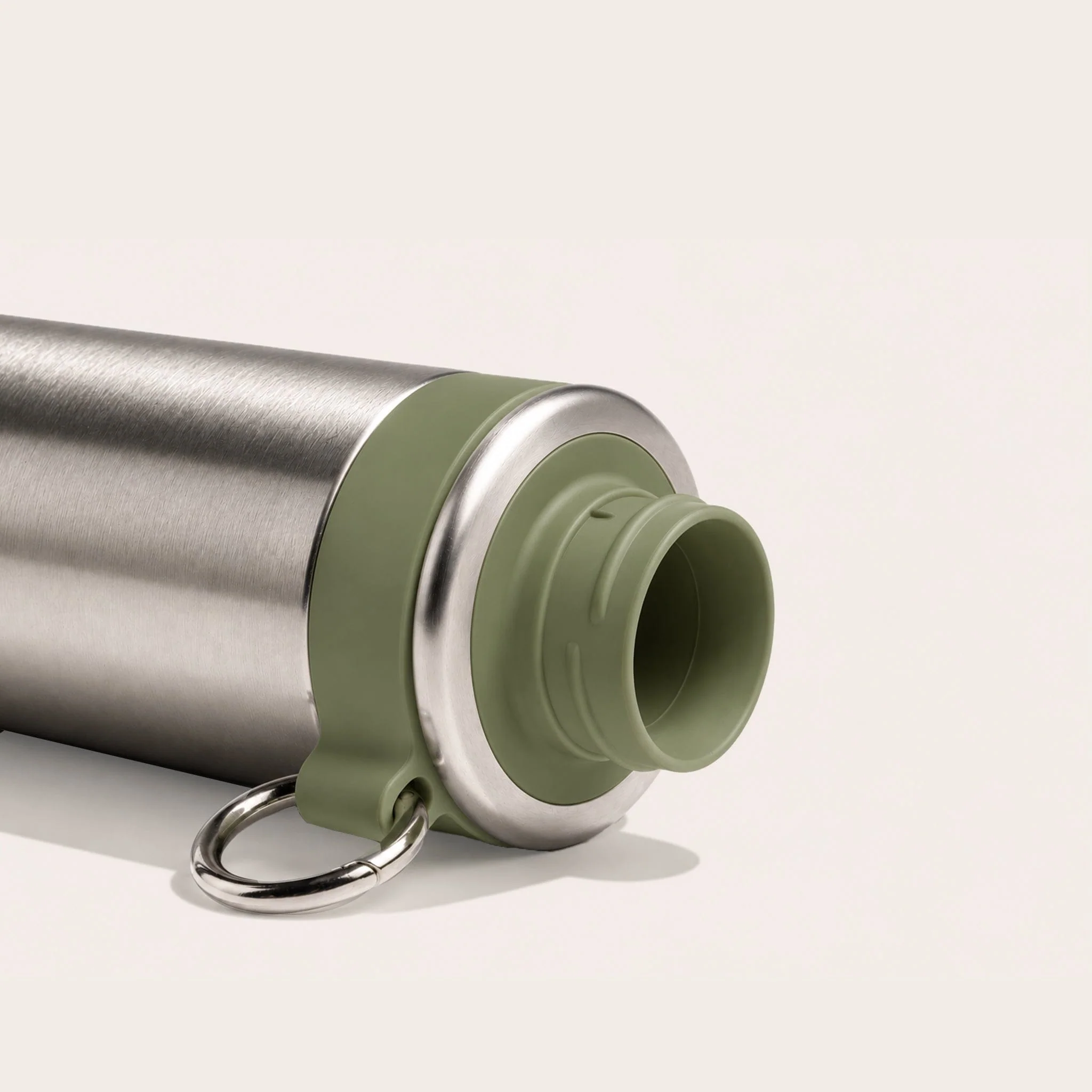 20 oz Magnetic Lid Water Bottle - Image 9